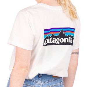 Patagonia Women’s P-6 Logo Organic Crew T-shirt